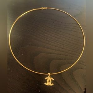18K Solid Gold Sift Omega Necklace.